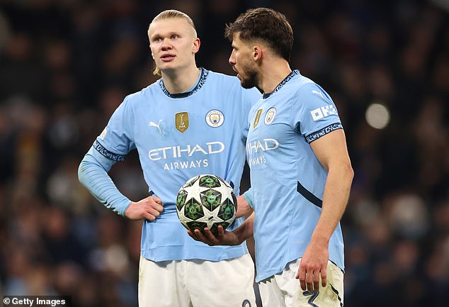 Njegova strana Man Cityja suočena je s neviđenim padom, samo godinu dana nakon što je osvojio rekordnu četvrtu naslov Premier lige zaredom 2023-24