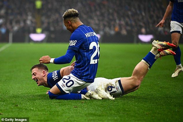 Liam Delap posjetiteljima je dao udarce dok je reagirao na pravu modu lopova