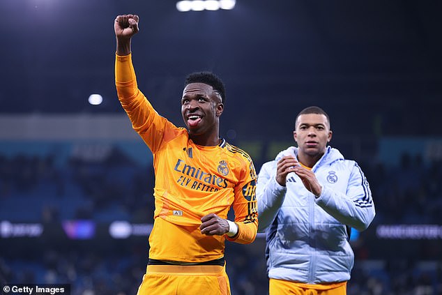 Vinicius Jr (lijevo) bio je jedini član trenutne usjeve igrača Madrida koji je napravio rez