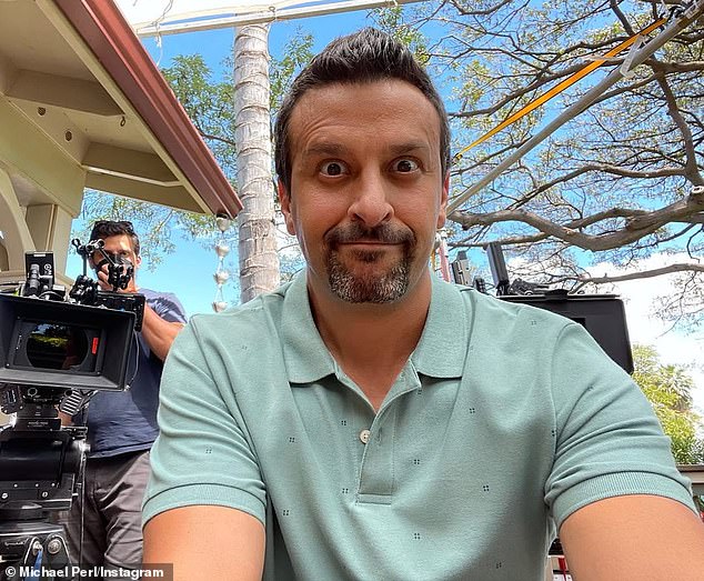 Bivši Teen HeartThrob, koji je u hit emisiji prikazao Winstona Egberta utemeljenom na voljenim romanima Francine Pascal, podijelio je nekoliko snimaka na društvenim mrežama ¿, uključujući jedan sa svojom zadivljujućom suprugom i drugom iz seta nedavne produkcije