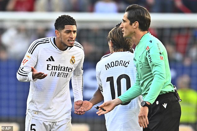 Sudac Jose Luis Munuera Montero vjeruje da je zvijezda Real Madrida rekla 'f *** ti' u njegovom smjeru - dok igrač navodi različito fraziranje