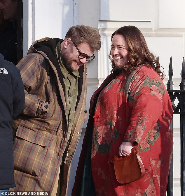 Obožavatelji su ga izuzetno pohvalili nakon što su on i Ruth Jones napisali 'savršen' završetak BBC komediji, 17 godina nakon što je prvi put pogodio ekrane