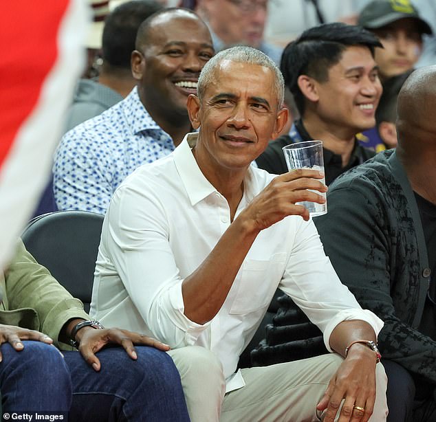 Edwardsova interakcija s bivšim američkim predsjednikom Barackom Obamom postala je viralna ranije ovog tjedna