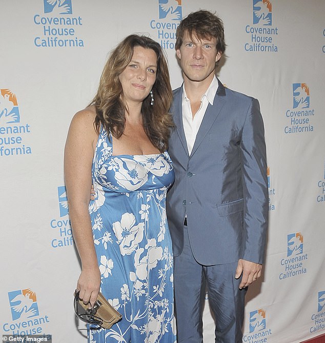 Mabius se vjenčao s Ivy Sherman od 2006. do 2018. godine, a bivši par dijeli dva sina - na slici 2012