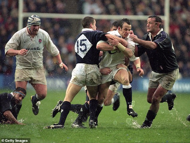 Austin Healy zaustavlja se u svojim tragovima zajedničkim naporima Chrisa Patersona i Johna Leslieja