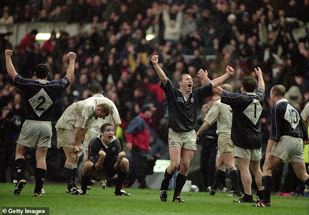 Delirious Murrayfield slavi jer su Engleska prvi put poražena u 10 godina