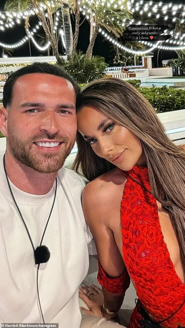 Poluprofesionalni nogometaš, 28, koji je u suradnji s bivšim Harriettom Blackmoreom, 24 godine, u seriji spin-off ITV2 nakon što su odlučili dati njihovu vezu još jedan pokušaj, propustio je finale u finalu