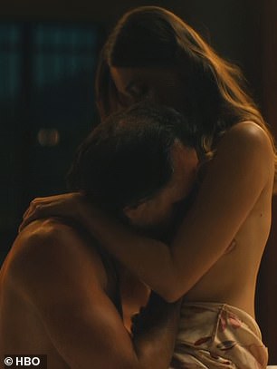 Pri kraju epizode Chelsea i Rick uživaju u svom samom vremenu, pri čemu se par uklanja za pare