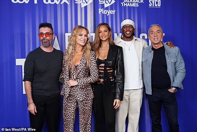 U međuvremenu, britanski proizvođači Got Talent -a spremni su ponuditi KSI, 31, veliki novac za pridruživanje Simonu Cowellu, Amandi Holden, Alesha Dixon i Bruno Tonioli kao sudac sljedeće godine na hit seriji