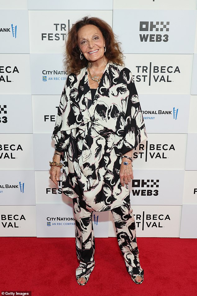 Prošle godine, Fürstenberg se našalio na ekraniranju dokumentarnog filma Tribeca Film Festival o svom životu, ženi, da je gledanje to kao 