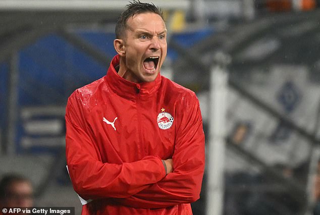Lijnders je otpušten kao šef RB Slazburga nakon samo šest mjeseci u ulozi nakon mučnog trčanja