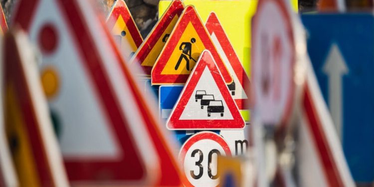 APEL IZ DALMACIJE Nakon strašne nesreće, javili se mještani: “Zbog epiteta ‘srpskog sela‘ cesta kroz naselje nema odgovarajuću prometnu signalizaciju”