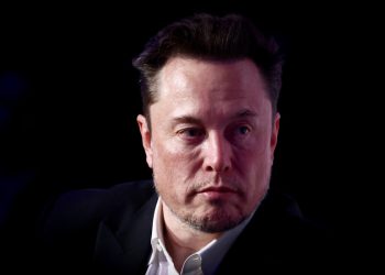 Američka agencija potrošila je milijune u smještaj ilegalca u luksuznim hotelima – Musk – RT World News