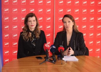 Anita Bonačić Obradović i Biljana Borzan: “Građani su sve siromašniji, a mjere Vlade su kao polijevanje benzinom”