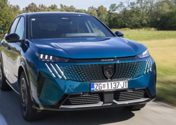 Auto Klub – Francuska remek djela: Tisuću brojeva u društvu sjajnih automobila iz Sochauxa