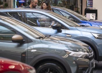 Auto Klub – Morate vidjeti koliko su Hrvati prošle godine kupili više novih automobila u odnosu na 2014.