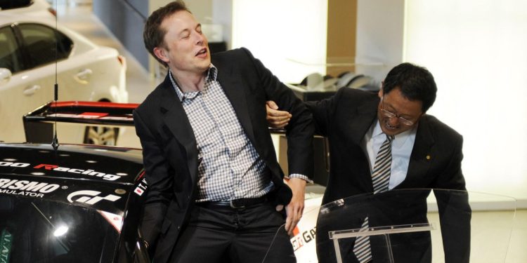 Auto Klub – ‘Mrtva utrka’: Tko je imao najprodavaniji automobil na svijetu prošle godine, Toyota ili Tesla?