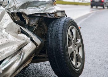 Auto Klub – Potpuni kaos: Pogledajte snimku lančanog sudara više od 100 automobila