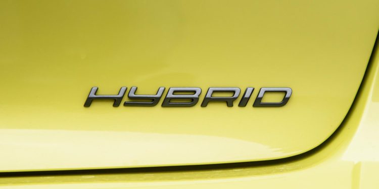 Auto Klub – Skupa promjena plana: Stellantis svoju tvornicu baterija prebacuje na pogon za proizvodnju komponenti hibrida