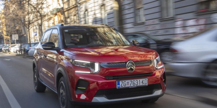 Auto Klub – Testirali smo trenutno najzanimljiviji novitet na tržištu: Citroen C3 ima puno aduta za sam vrh u klasi gradskih crosovera