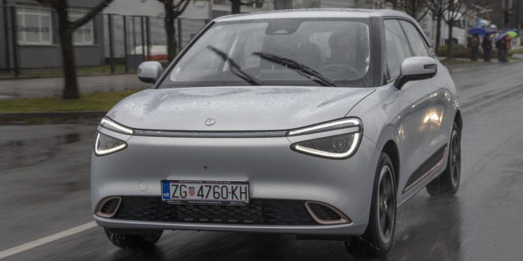 Auto Klub – U salone je stigao šarmantni kompaktni Dongfeng Box: Kutija puna iznenađenja nudi priuštivu elektromobilnost