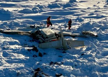Avion koji podudara nestali let na Aljasci pronađen je zajedno s tri tijela