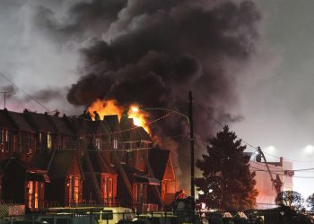 Avion se u SAD -u u vatrenoj eksploziji (videozapisi) – RT World News