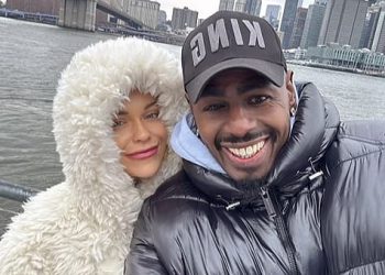 Bivša bivša Ben Ofoedu Vanessa Feltz, 52, otkriva da je zaručen za novu djevojku, 29, nakon mjesec dana izlaska