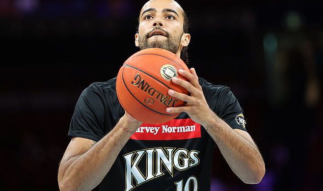 Bivša zvijezda NBA Aussie Xavier Cooks suspendirao je odmah zbog potencijalnog kršenja australske nacionalne antidoping politike