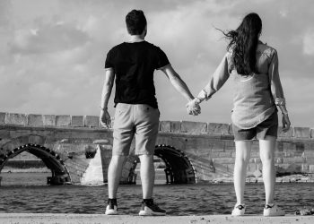 Brak vam je u iskušenju? Ovi biblijski savjeti spašavaju brak