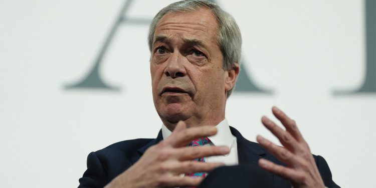 Britanski Nigel Farage kaže da “politička revolucija” dolazi u Europu