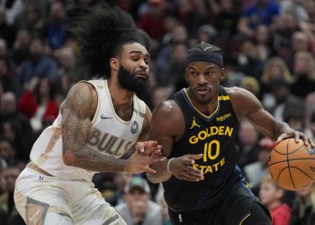 Butler-Curry, par Warriors radi. Boston dominira u New Yorku