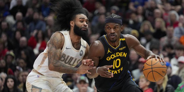 Butler-Curry, par Warriors radi. Boston dominira u New Yorku