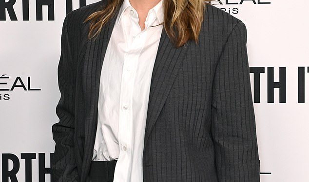 Cara Delevingne okreće se na Kanye West dok dijeli Viral Diss iz glazbene legende usred Bianca Censori Split