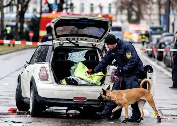 Čini se da je osumnjičeni za napad na automobil imao “islamističku motivaciju”: tužitelj