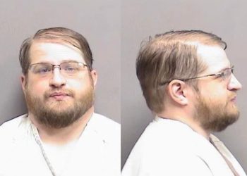 Član milicije u Montani optužen za dječji silovanje nakon Starbucks-a