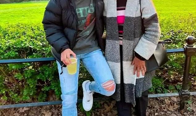 Čovjek koji je navodno pogodio 90-godišnju baku Sama Kerra sa svojim uteom čini divlje otkrivenje na sudu