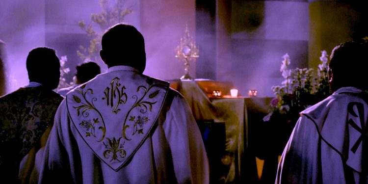 Čudesna crkva u Poljskoj, ljudi ulaze bolesni, a izlaze zdravi: Evo što se zapravo događa