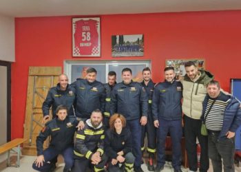 DVD Metković o srebrnom rukometašu: “Kad znamo da je Zvone sasvim običan, skroman dečko iz našeg susjedstva, srce nam zakuca još jače”