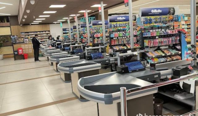 DVODNEVNI BOJKOT Kupci u petak bili disciplinirani, no u subotu je u mostarskim trgovinama viđen veći broj ljudi