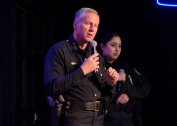 Dallasovi policajci neće raditi na ledenim napadima, načelnik kaže imigrantima