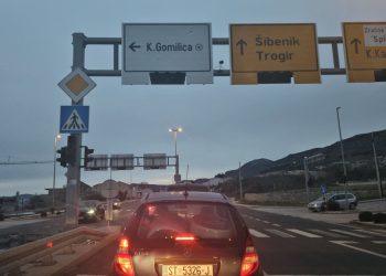 Dokad semafor na magistrali u Gomilici neće raditi? Evo što kažu iz Hrvatskih cesta