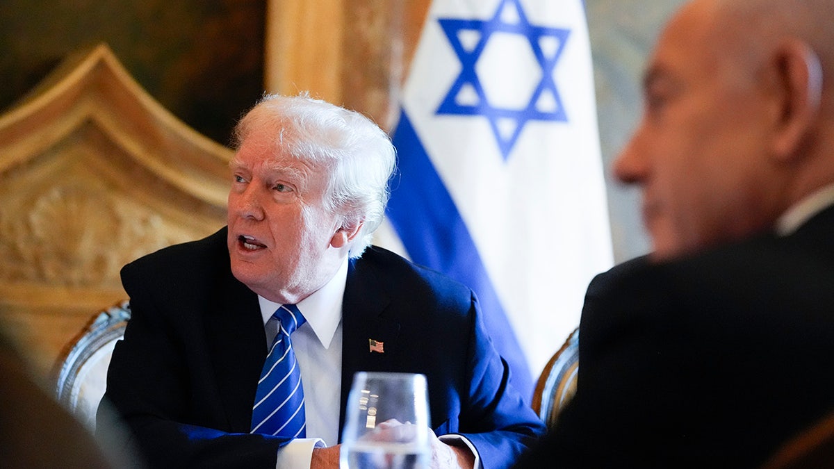 Donald Trump sastaje se s izraelskim premijerom Benjaminom Netanyahuom na njegovom imanju Mar-a-Lago