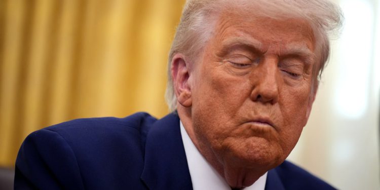 Drugi sudac ulazi u službu Trumpu kao zapreka – ovaj put svojim transrodnim nalogom