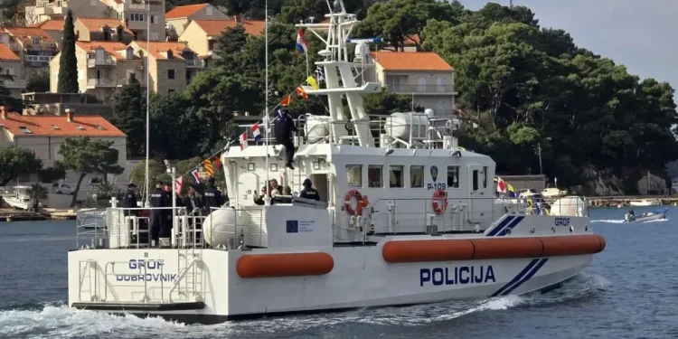 Dubrovačka pomorska policija dobila novi brod i obnovljenu zgrade u Gružu