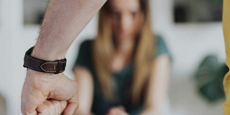 Dubrovčanka bivšeg partnera lažno prijavila za nasilje pa sama zaradila prijavu