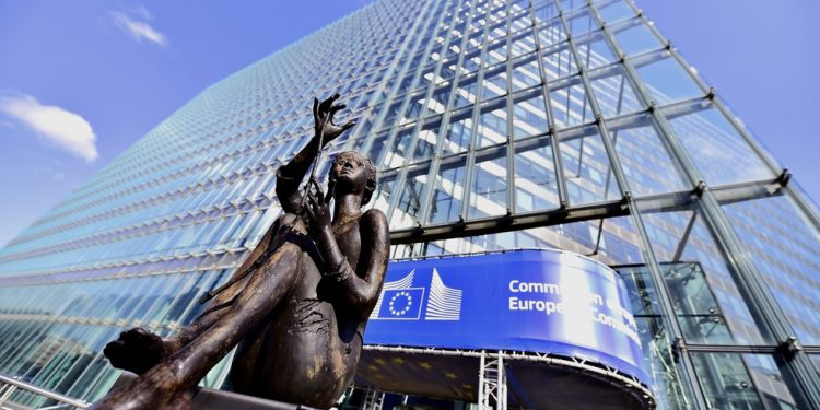 EU razmišljajući o novom planu za Ukrajinsku vojnu pomoć – Mediji – RT World News
