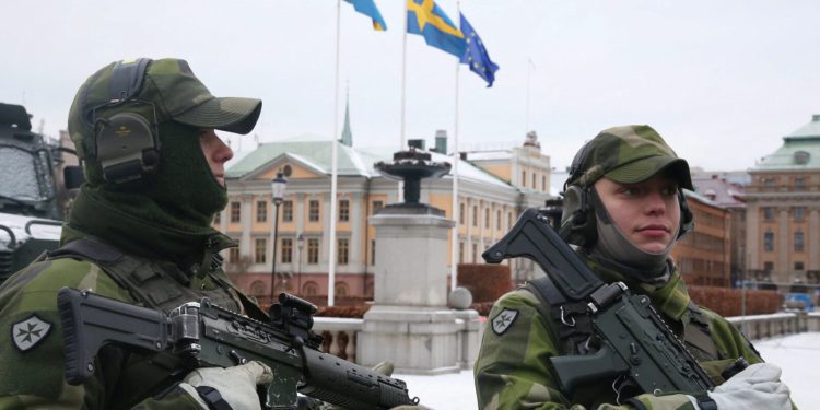 Europska tržišta poletjela na krilima dionica obrambenih kompanija. Švedski Saab skočio za 9 posto