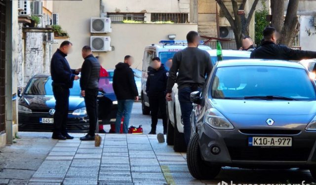 FOTO Drama u središtu Mostara, pripadnici SIPA-e pokušali privesti muškarca, on prijetio bombom