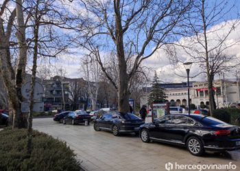 FOTO HNS trubi o braniteljima, ali delegati nisu spremni platiti parking pored Kosače